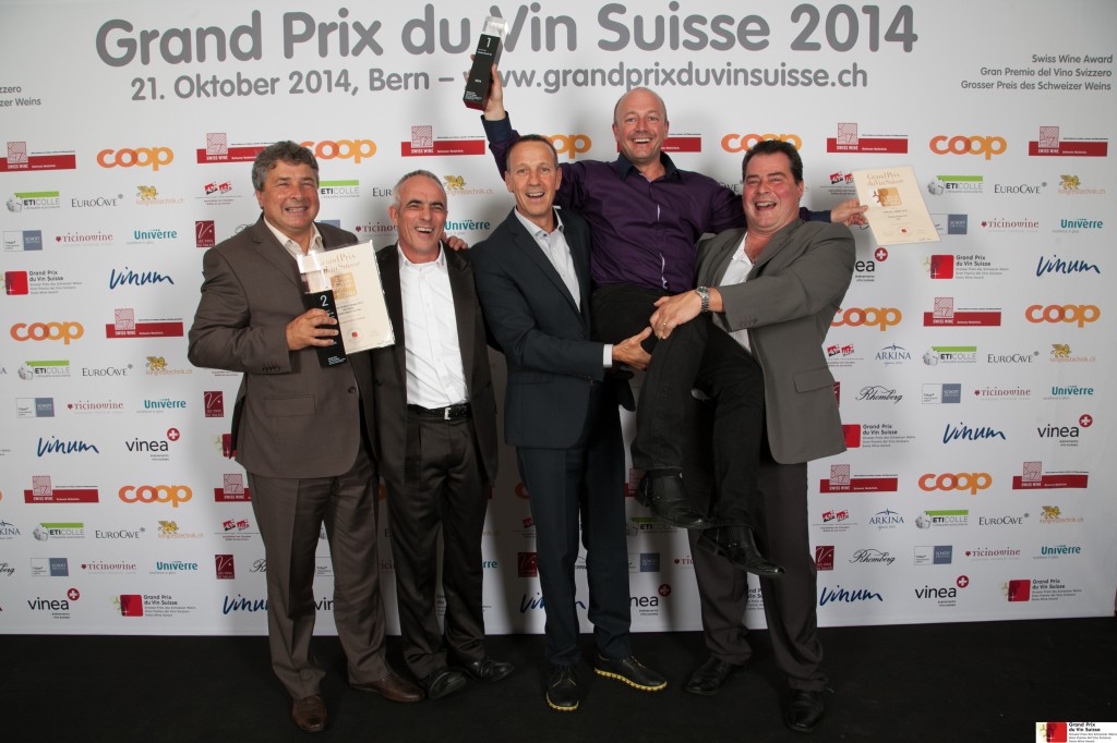 L'équipe de la cave Bonvin 1858 le soir de sa victoire au Grand Prix du Vin Suisse Photo: GPVS